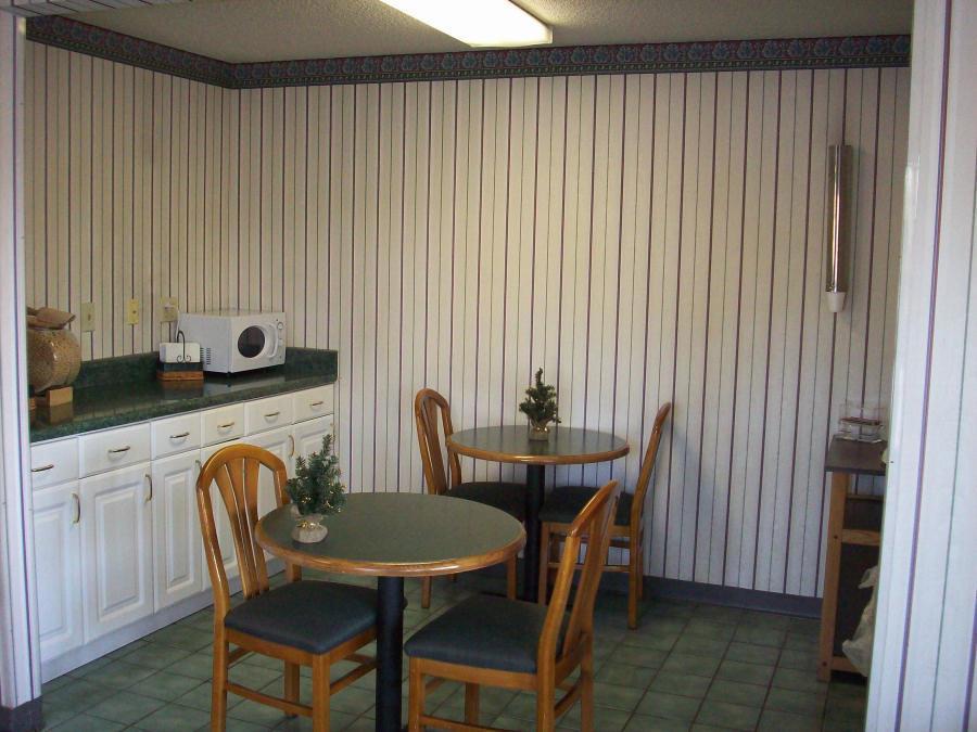 Motel Red Roof - Emerson - Lakepoint South Acworth